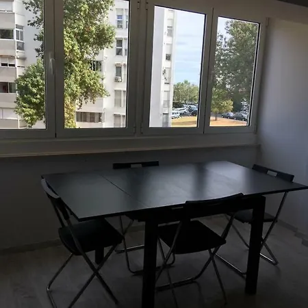 Apartment Airport